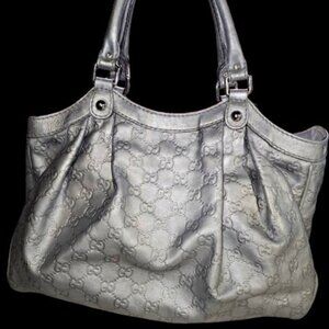 Gucci Sukey Handbag